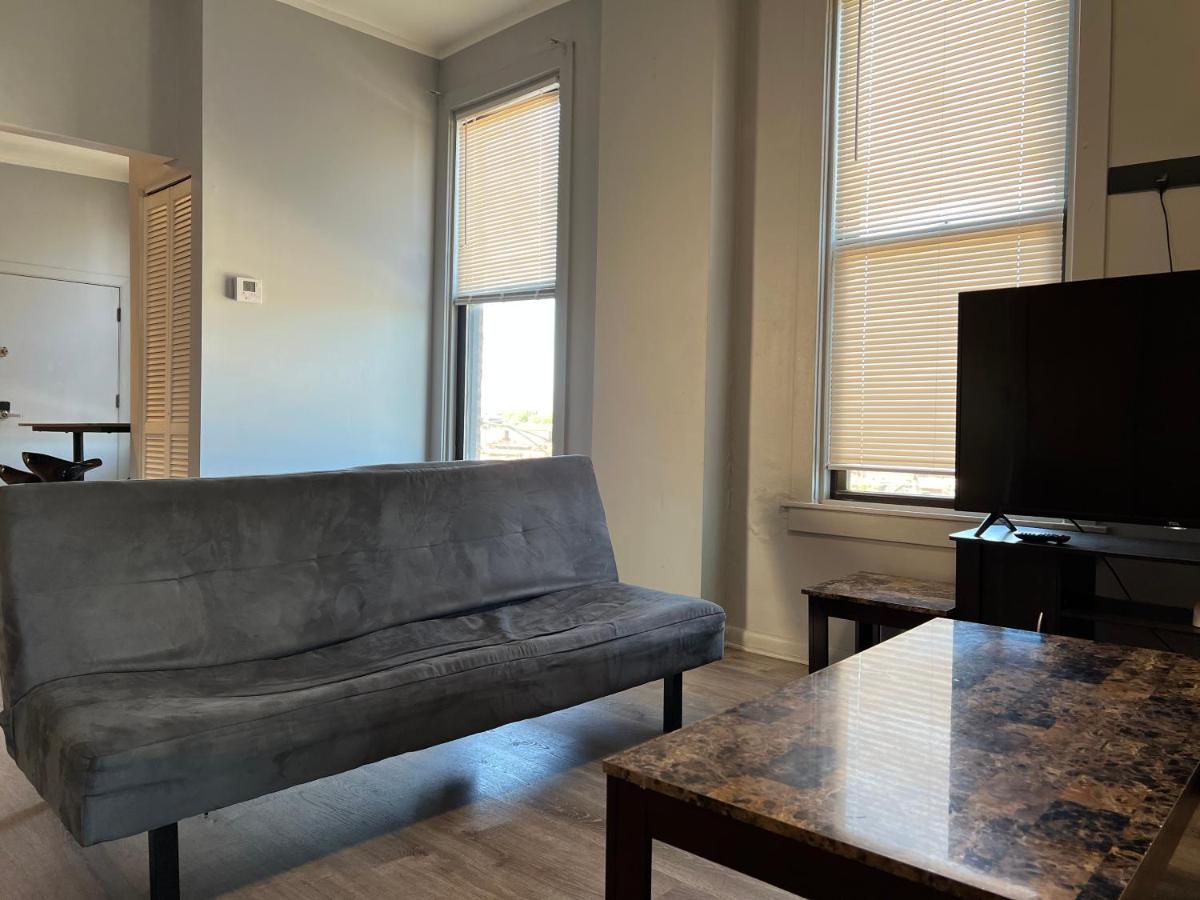 Ethan 3 Rooms Chicago Exterior photo