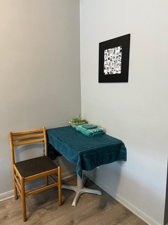 Ethan 3 Rooms Chicago Exterior photo